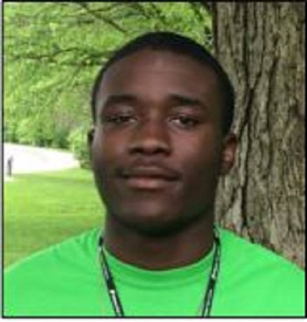 Shamar Betts Pleads Guilty to Inciting Riot at Champaign Mall โ