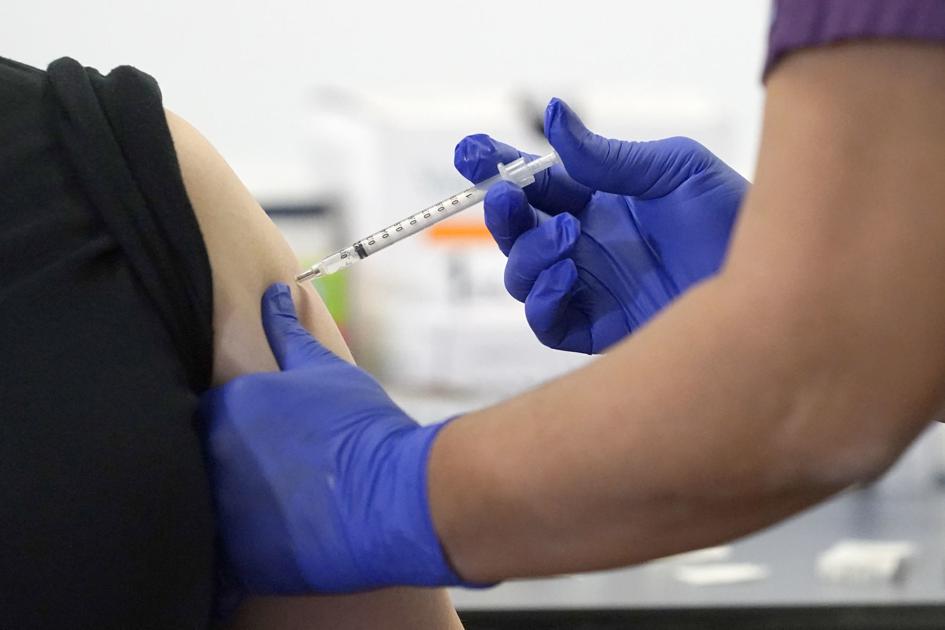 illinois-reaches-record-95000-vaccine-doses-administered-in-one-day-–-shelbynews