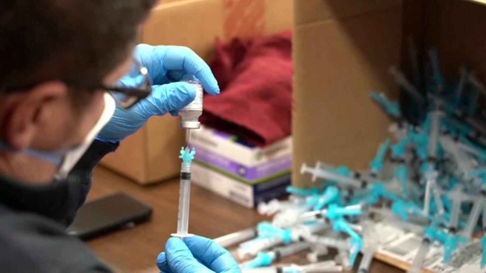 Illinois COVID Update Today: IL reports 1,631 new coronavirus cases, 35 deaths – WLS-TV