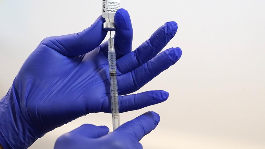 Illinois COVID-19 positivity rate, hospitalizations continue to decline – Herald & Review