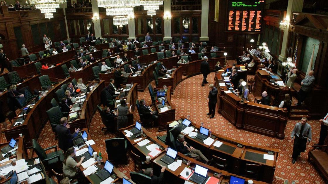 Central Illinois lawmakers react to Pritzker’s budget address – Herald & Review