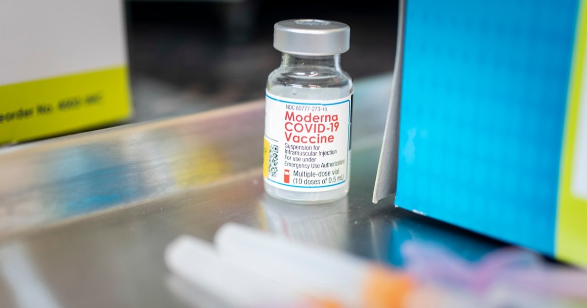 Some Chicagoans Charged Fees For COVID-19 Vaccine – WBEZ