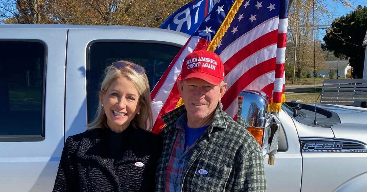 Democrats move to condemn state Rep. Chris Miller for anti-government militia group decal on truck – Chicago Sun-Times