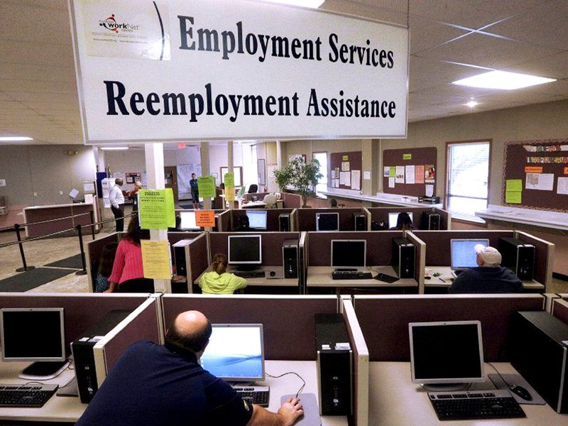 Illinois employment won’t recover until 2023, Moody’s forecasts – Crain’s Chicago Business