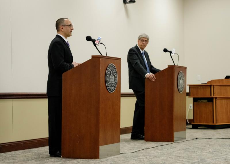 Normal Mayoral Candidates Debate COVID Response, Economic Development – WGLT News