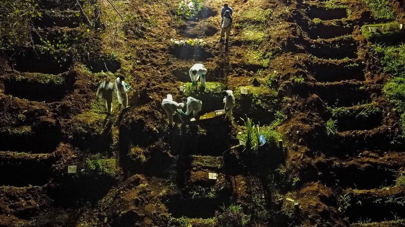 brazil-tops-4000-daily-covid-19-deaths,-nears-us.-peak-–-npr-illinois