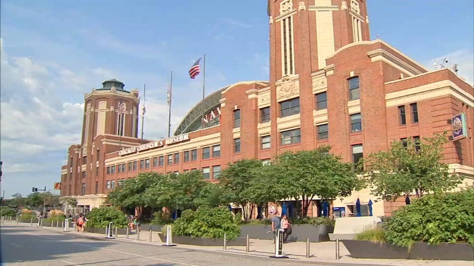 state-sen.-bill-cunningham-joins-better-government-association-fight-to-make-navy-pier-chicago-documents-public-through-foia-–-wls-tv