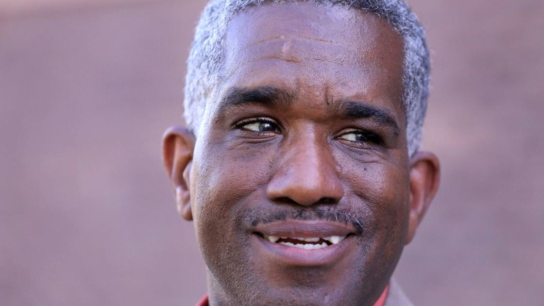 chicago-ald.-david-moore-joins-illinois-secretary-of-state-race-–-herald-&-review