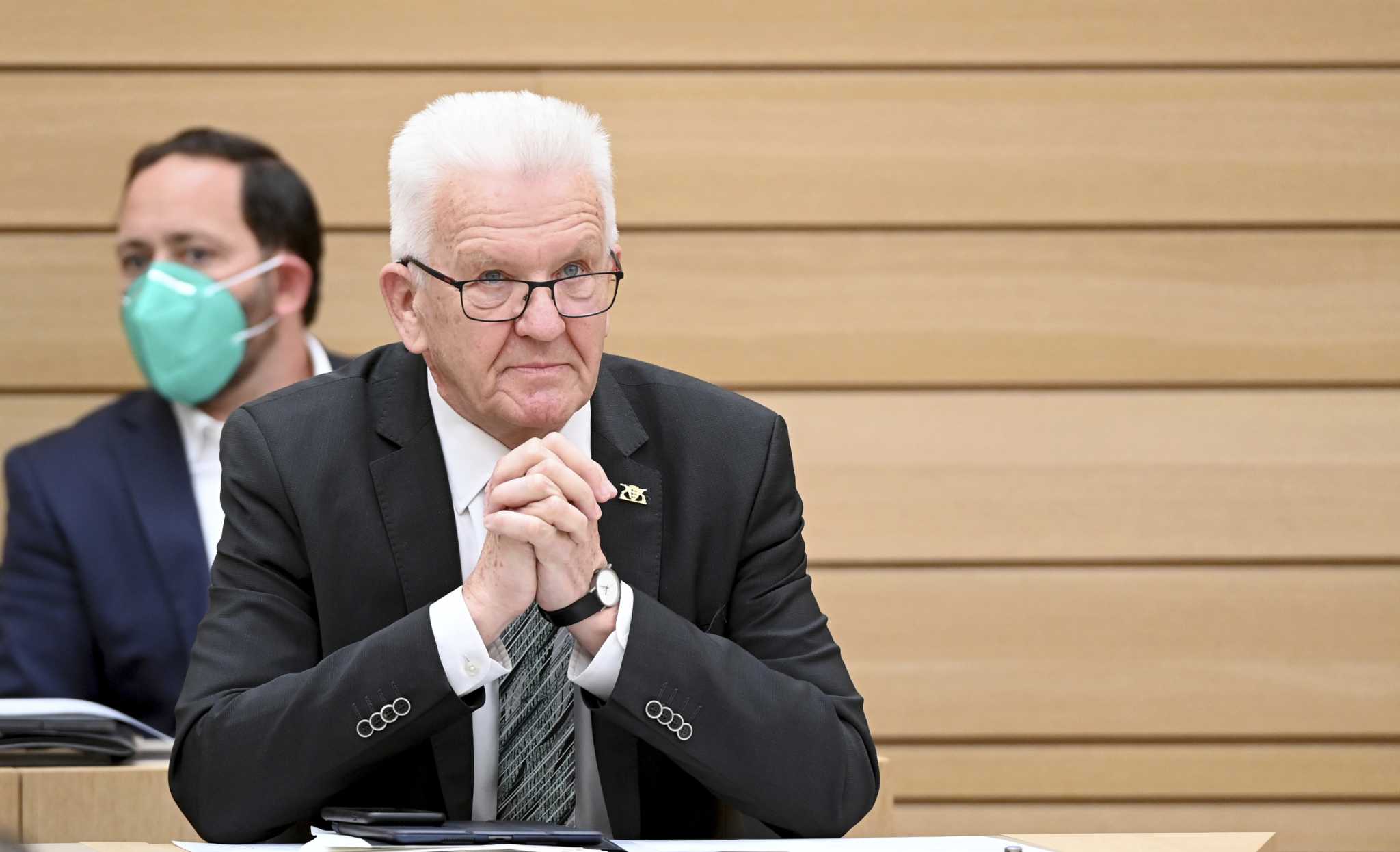 Green governor sets bold climate goals for rich German state – Alton Telegraph