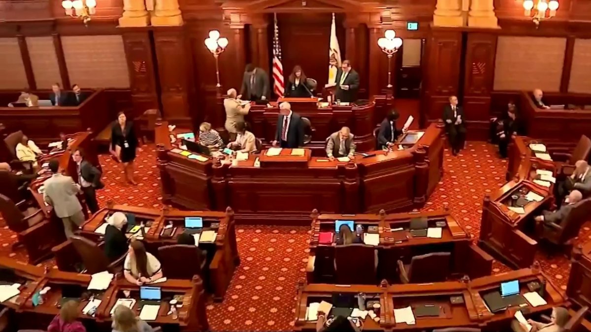 lawmakers-craft-‘plan-b’-aimed-at-keeping-bears-in-illinois-ahead-of-midnight-deadline-–-nbc-5-chicago