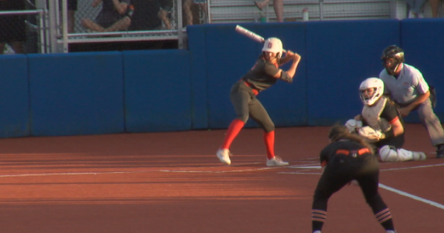 Glenwood & Williamsville softball win Super-Sectionals on Monday, advance to State Semi-Final – FOX Illinois