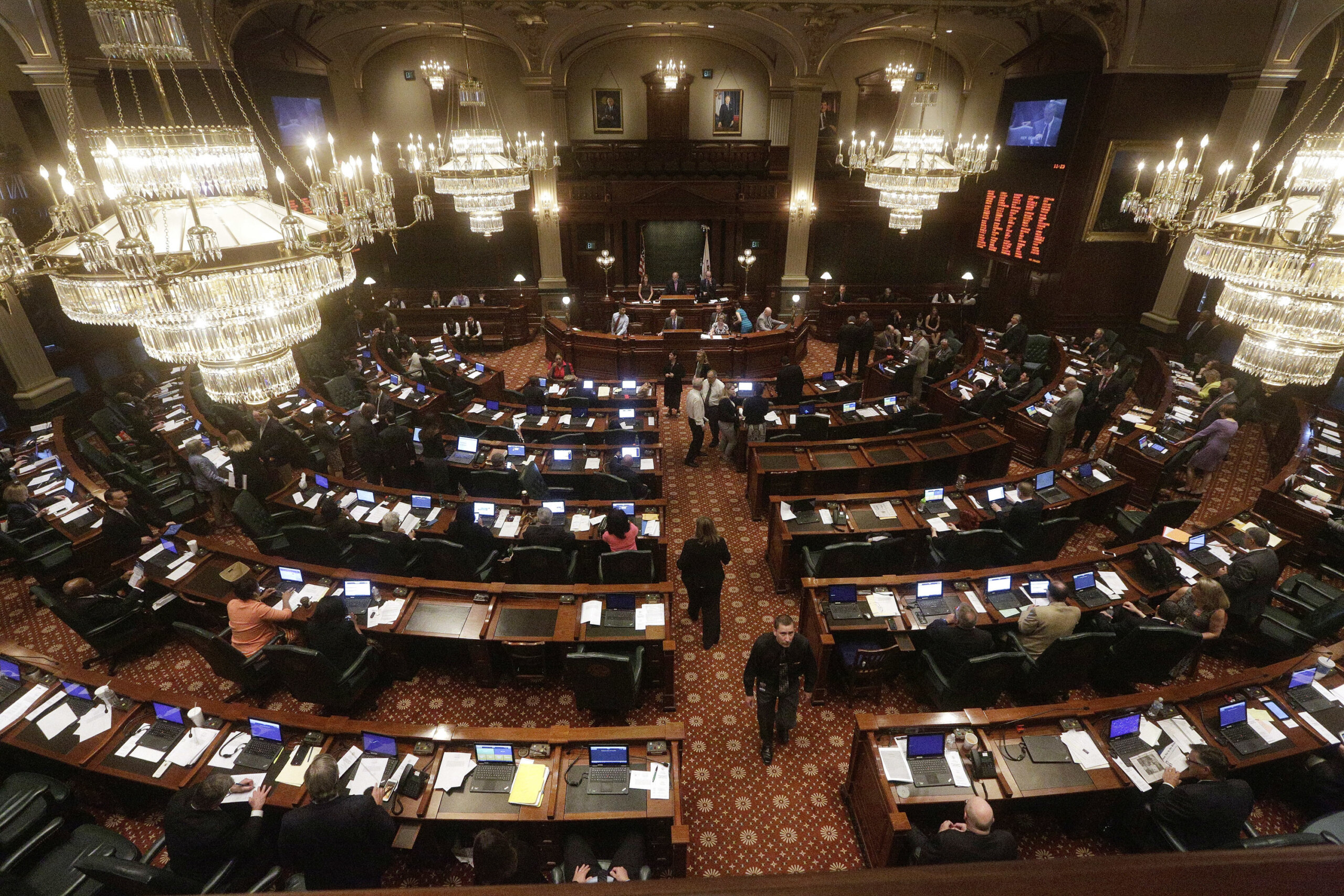 Illinois passes record $55.9 billion budget, with over $800 million in tax increases – Illinois Policy
