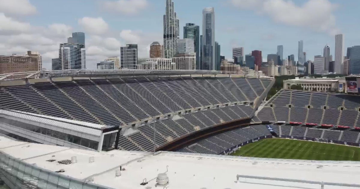 Mayor Brandon Johnson continues push to keep Bears in Chicago after Illinois lawmakers punt on stadium deal – CBS News