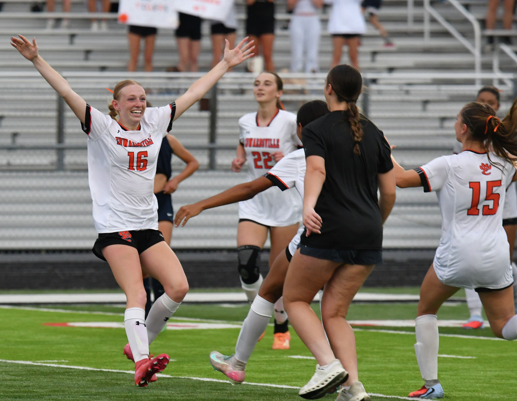 Four teams bring strong resumes to Class 3A soccer state – The Edwardsville Intelligencer