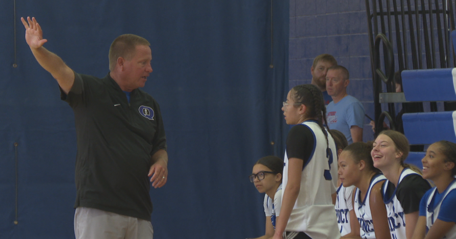 One Last Time: Prep Illinois, Missouri track and field seniors race in All-Star Event and local girls basketball teams continue summer shootouts – KHQA