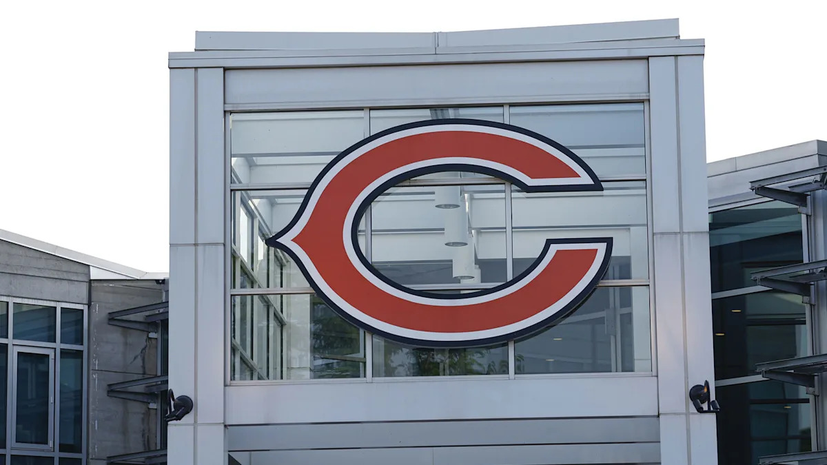 Bears rumors: Chicago leaving Illinois for Indiana โnot a done dealโ – Yahoo Sports