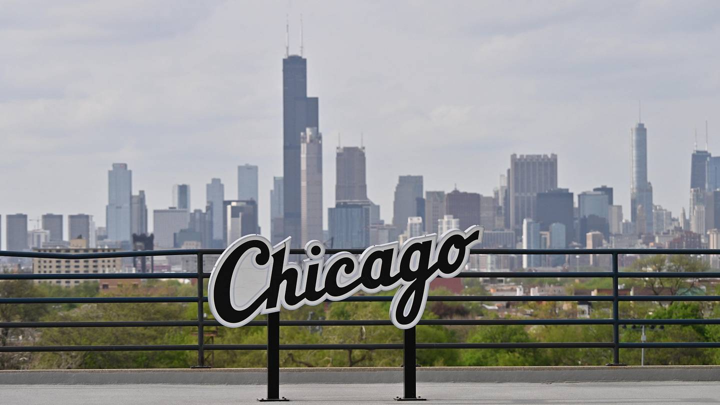Illinois Has One Last Shot to Keep the Bears From Moving to Indiana – Sports Illustrated