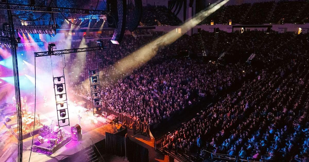 Illinois to ban automated ticket scalping, reselling โghost ticketsโ – The Center Square
