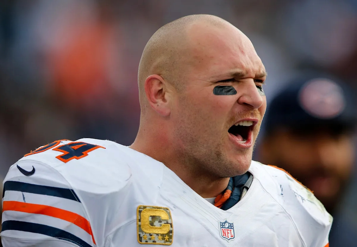 Bears legend blames Illinois spending on immigrants for stadium uncertainty – Yahoo Sports