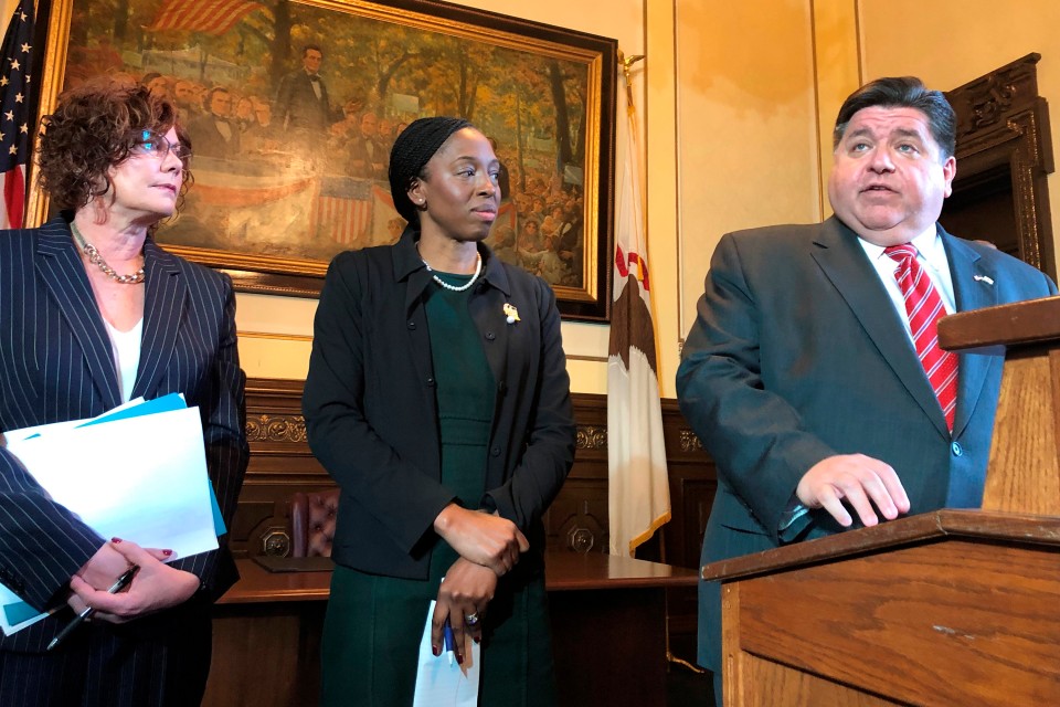 Illinoisโ government has spent billions in federal pandemic aid. What do some programs do when the money runs out? – IPM Newsroom