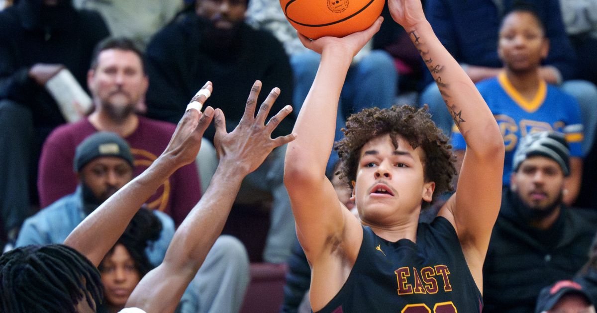 4-star Illinois commit Quinton Kitt transferring to Monarch Academy (Mo.) – Yahoo Sports