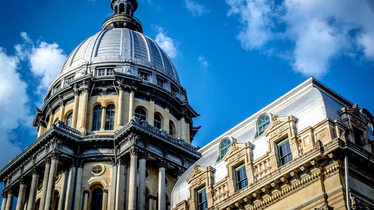 bill-awaiting-pritzker’s-signature-would-clear-hurdle-for-people-challenging-sentences-on-crimes-committed-when-under-21-–-wttw