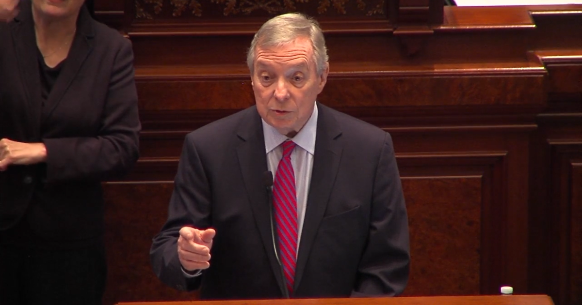 illinois-lawmakers-celebrate-sen.-durbin-as-he-wraps-up-44-year-career-in-congress-–-wglt