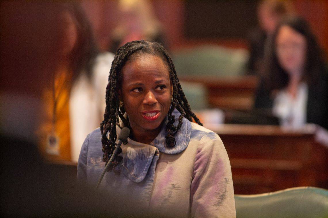 illinois-house-to-investigate-rep.-carol-ammons-following-indictment-–-capitol-news-illinois