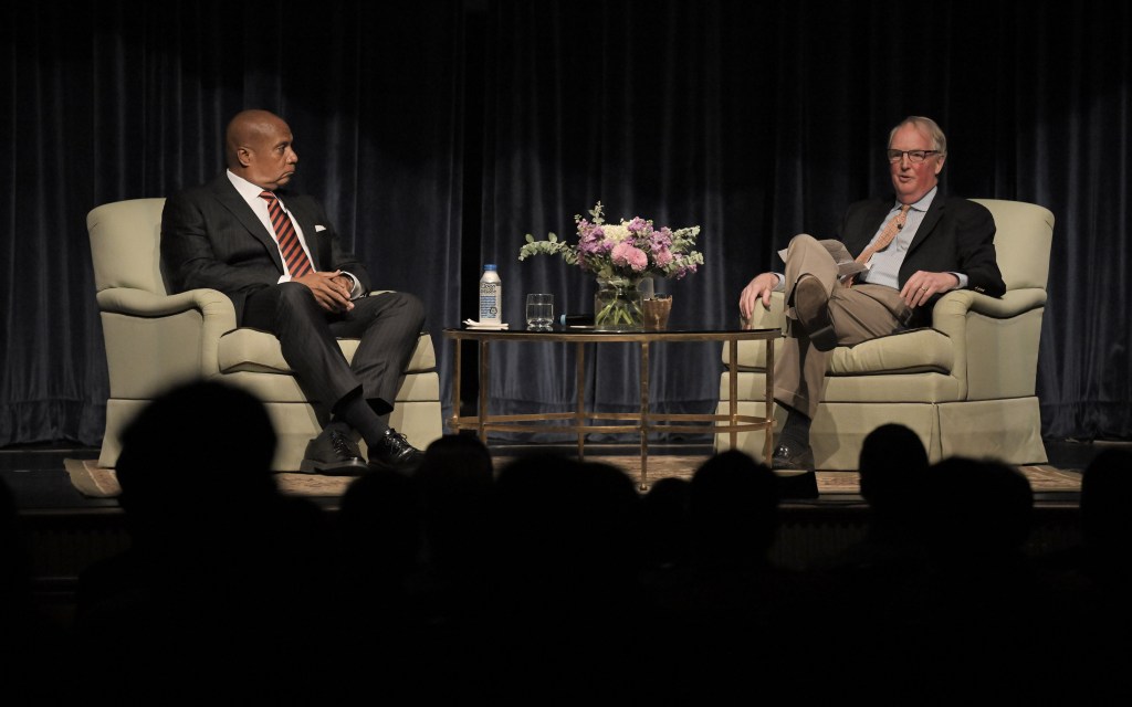 Chicago Bears stadium property taxes and World Cup on Kevin Warren’s mind at Lake Forest event – Chicago Tribune