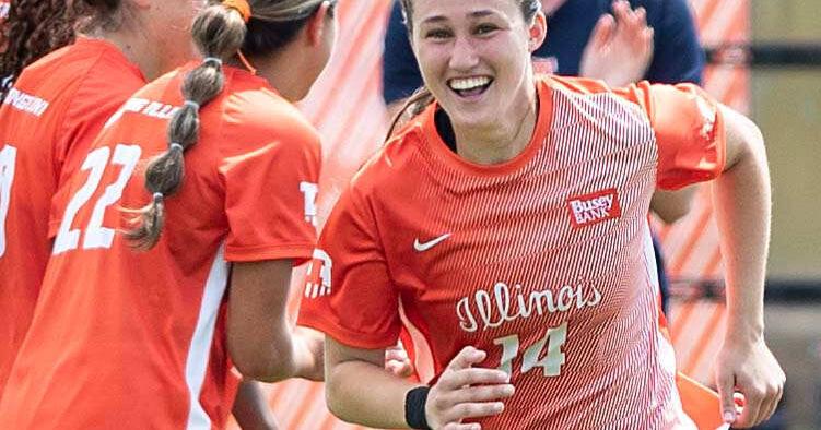 photo-gallery:-illinois-women’s-soccer-open-2026-fall-athletic-season-–-the-news-gazette