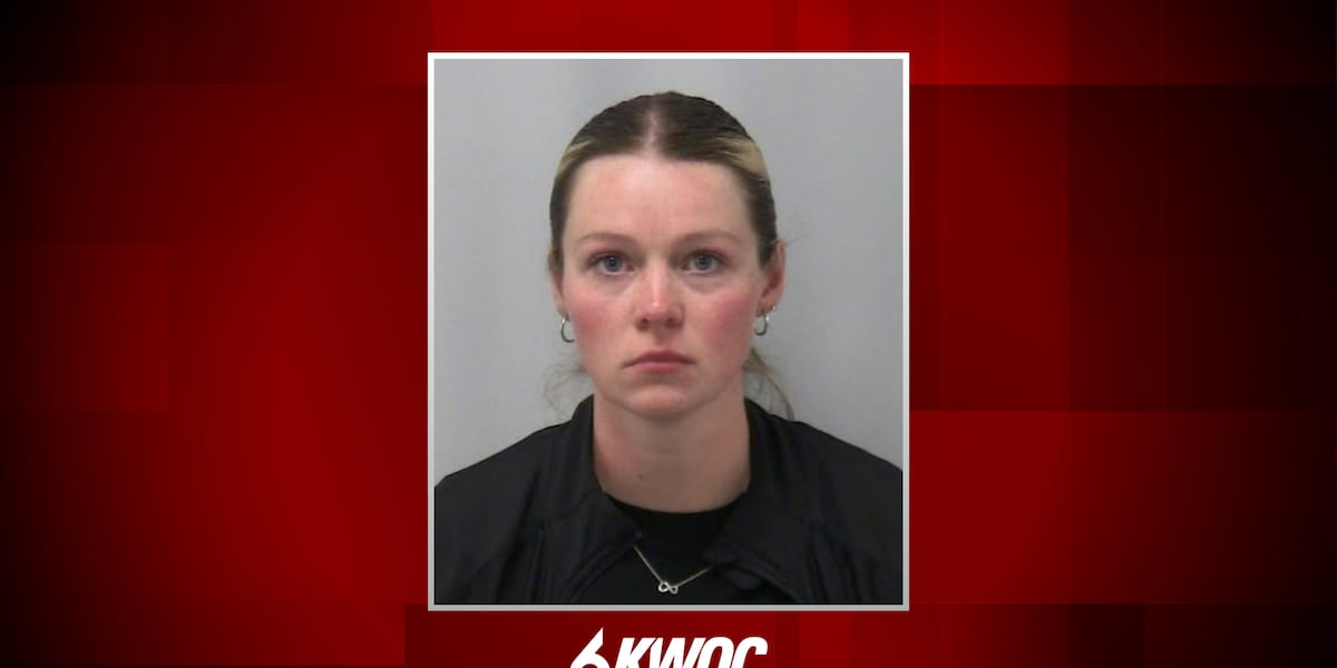 high-school-athletic-trainer-charged-for-inappropriate-relationship-with-student,-deputies-say-–-kwqc