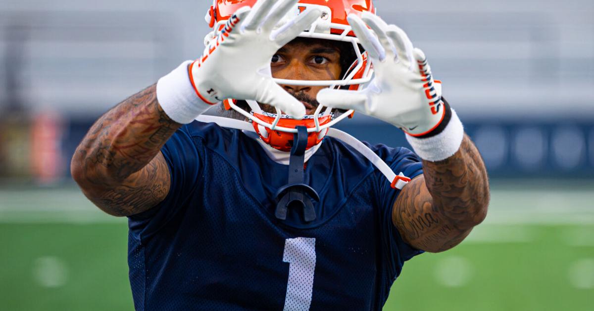 notes:-illinois-could-boast-versatile-wide-receiver-room-–-the-news-gazette